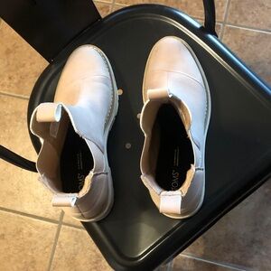 Toms Women's Ankle Boots in Tan